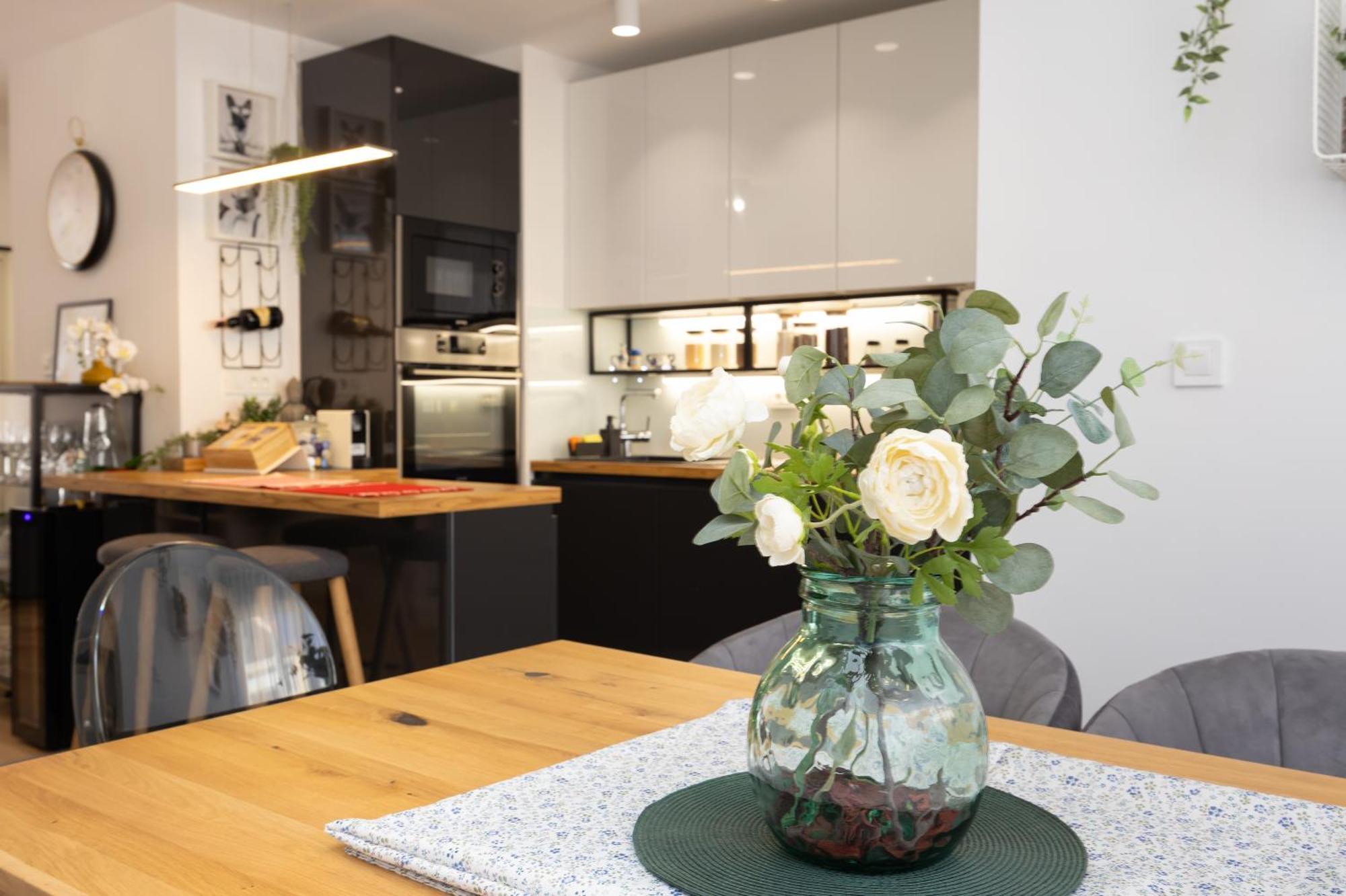 Apartment Sweet Cherry Split Bagian luar foto